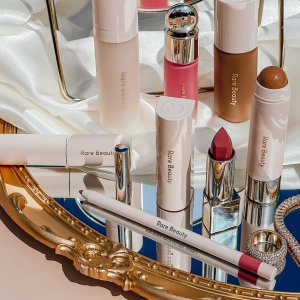 @spacenk&rsquo;s instagram photo of Rare Beauty Always An Optimist Illuminating Primer,Rare Beauty Soft Pinch Liquid Blush,Rare Beauty Liquid Touch Weightless Foundation,Rare Beauty Warm Wishes Effortless Bronzer,Rare Beauty Kind Words Lipstick,Rare Beauty Kind Words Lip Liner,Rare Beauty Perfect Strokes Universal Volumizing Mascara