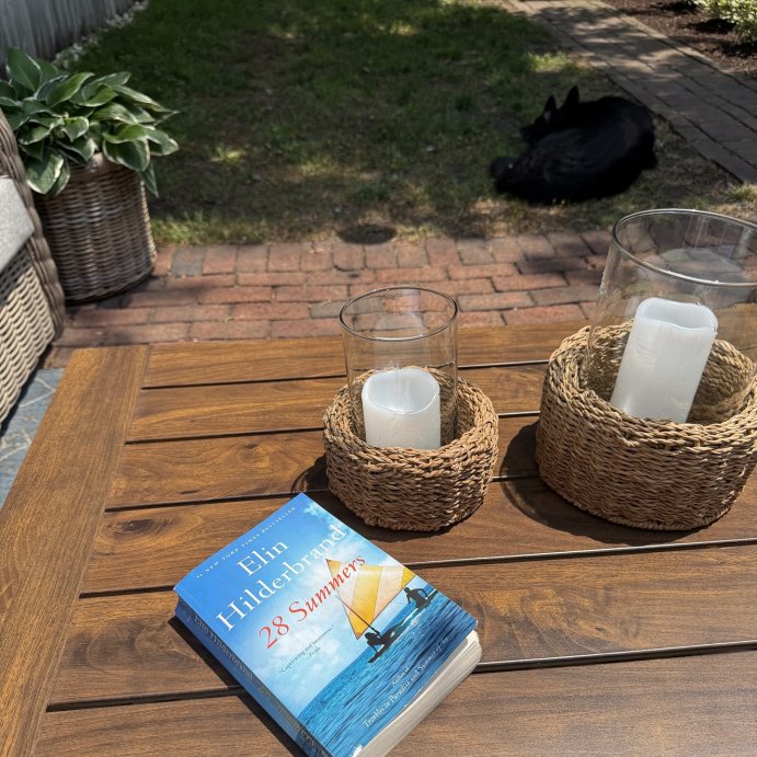 user image by @hunterdestin, 28 Summers - by Elin Hilderbrand