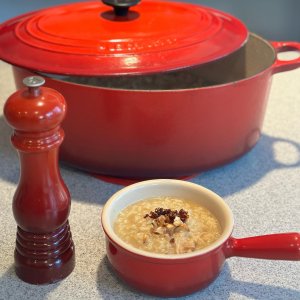 Le Creuset Enameled Cast Iron Signature 6 3/4 Quart Oval Dutch Oven in  Flame — Las Cosas Kitchen Shoppe