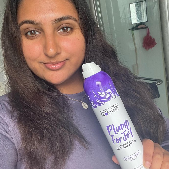 user image by @alishassmakeup, Not Your Mother's Plump for Joy Body Building Dry Shampoo
