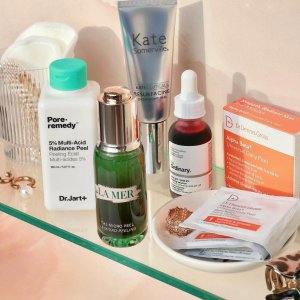 @spacenk&rsquo;s instagram photo of Dr. Jart+ Pore Remedy 5% Multi-acid Radiance Peel,La Mer The Micro Peel,The Ordinary AHA 30% + BHA 2% Peeling Solution,Dr. Dennis Gross Alpha Beta Universal Daily Peel