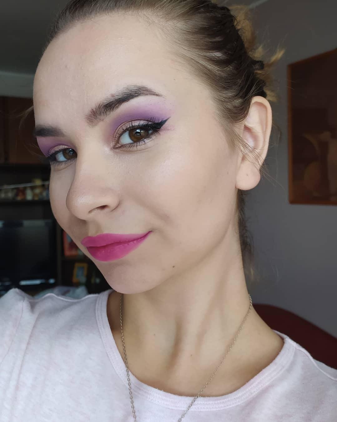 veronik.does.makeup