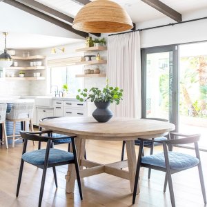 Toscana Round Extending Dining Table Pottery Barn