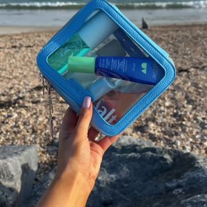 &rsquo;s mediaimport video of Space NK Medium Travel Bag Poolside Blue