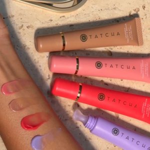 @spacenk&rsquo;s instagram video of Tatcha The Melting Lip Balm,Tatcha The Melting Lip Balm,Tatcha The Melting Lip Balm,Tatcha The Melting Lip Balm