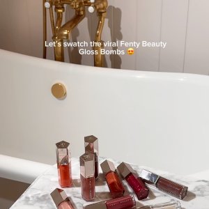 @spacenk&rsquo;s instagram video of Fenty Beauty Gloss Bomb Oil