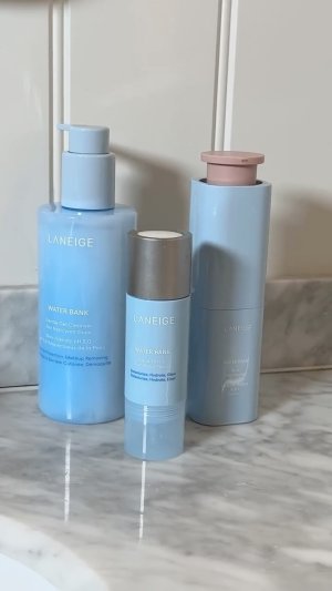 @spacenk&rsquo;s instagram video of LANEIGE Water Bank Aqua Facial
