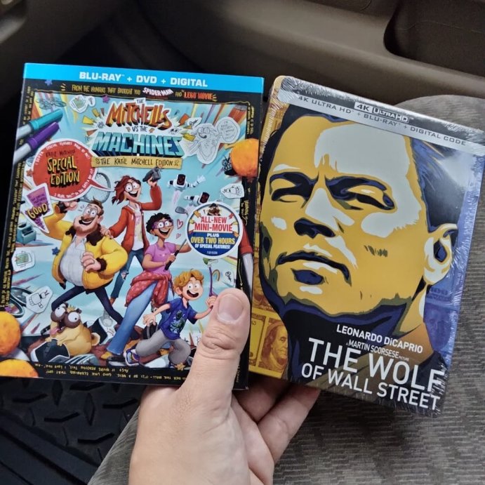 user image by @dlegendrises, The Mitchells vs. The Machines (Blu-ray + DVD + Digital)