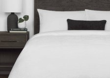 Shop G ens. housse de couette Darcy blanc and more