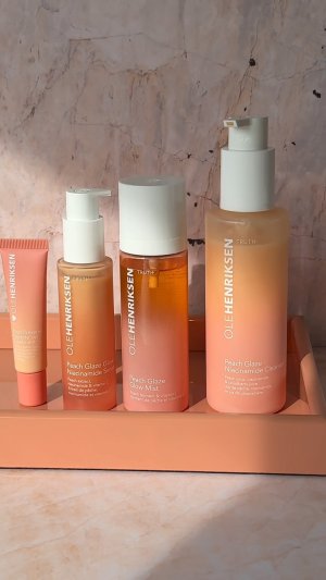 @spacenks {1} {2} van {3}