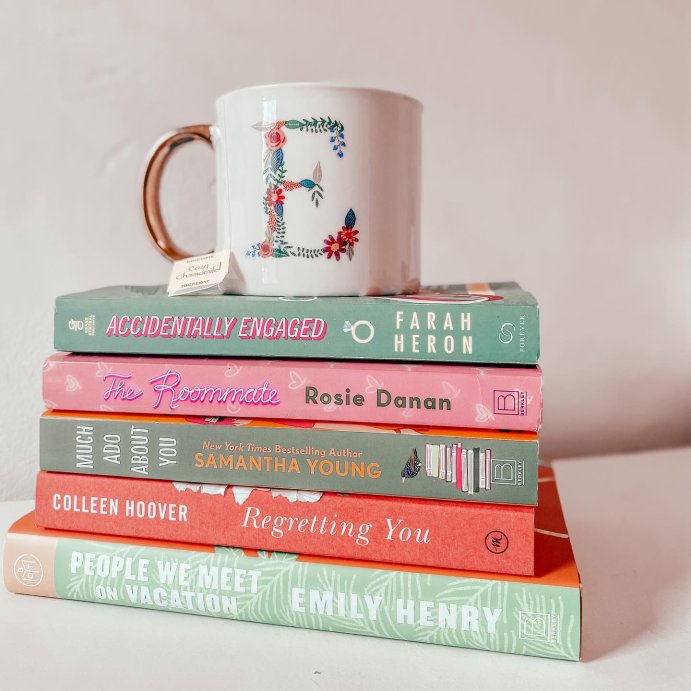 user image by @sipsandthrills, People We Meet on Vacation - by Emily Henry