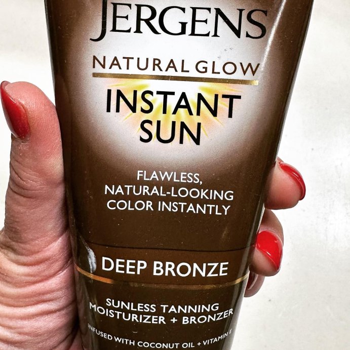 user image by @itworksforwebb, Jergens Natural Glow Instant Sun Self Tanner - 6 fl oz