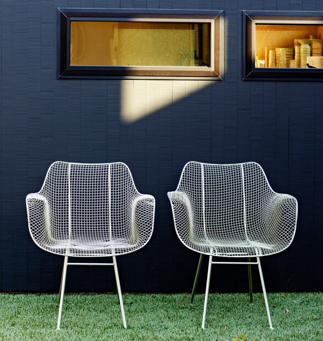 Outdoor wire online chairs