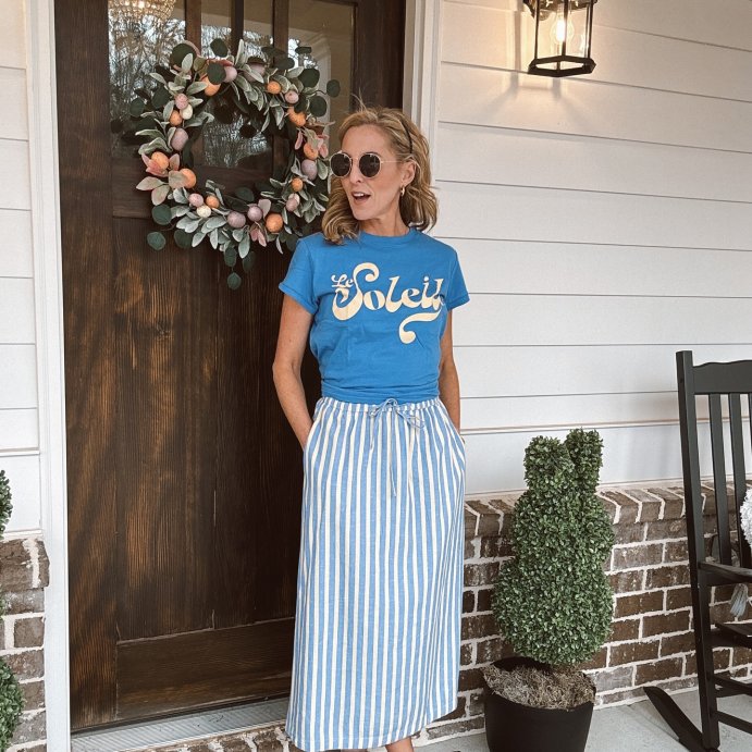 user image by @lightandlifestyled, Women's Short Sleeve Pullover Graphic T-Shirt - Universal Thread™