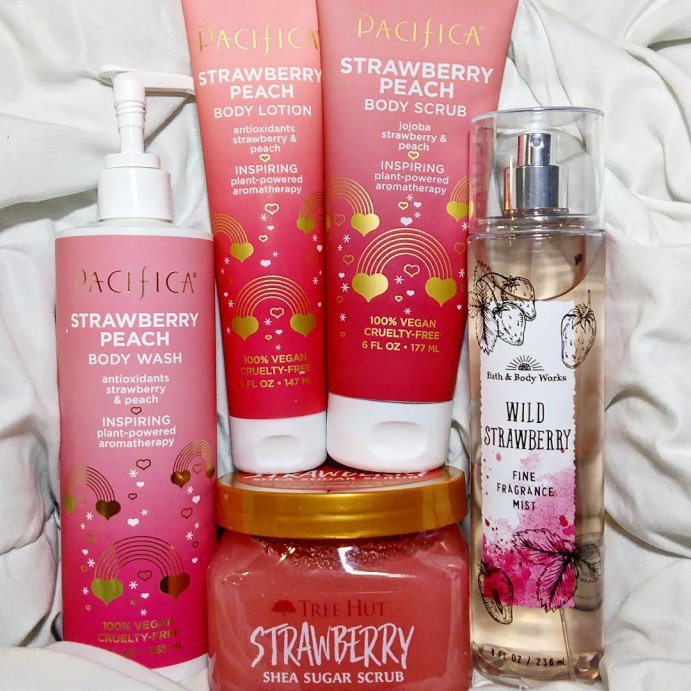 user image by @selfcarexmelbelle, Tree Hut Strawberry Shea Sugar Body Scrub - 18oz