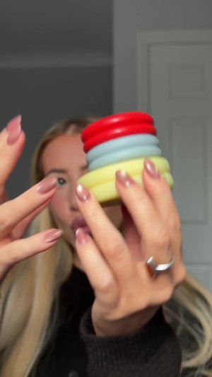 Amber Cannon&rsquo;s mediaimport video of Simihaze Beauty Solar Tint Blush Duo,Simihaze Beauty Colour Glaze Lip and Cheek Pigment,Simihaze Beauty Super Slick Lip Balm,Simihaze Beauty Hydra Melt Dewy Skin Balm