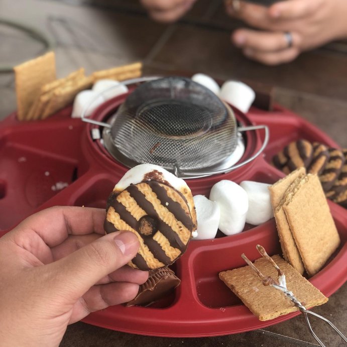 user image by @sweetdashofsass, Keebler Fudge Stripes Cookies