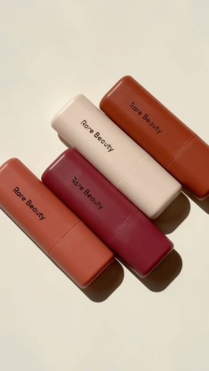 @spacenk&rsquo;s instagram video of Rare Beauty Rare Beauty Find Comfort Lip Butter