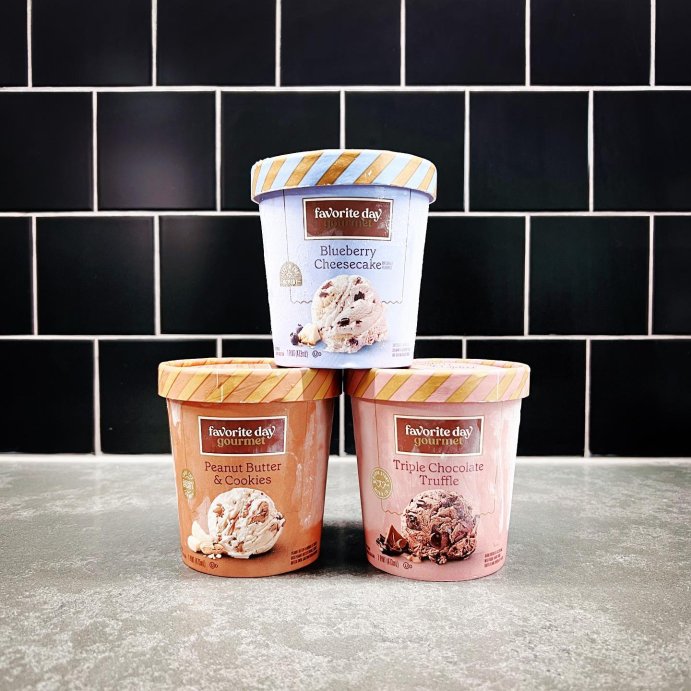 user image by @halloficecream, Blueberry Cheesecake Ice Cream - 16oz - Favorite Day&#8482;