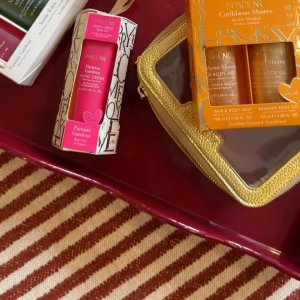 @spacenks {1} {2} av {3}