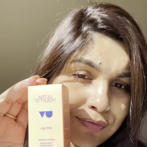 @hello.mishh’s instagram video of Ultra Violette Queen Screen SPF 50+ Luminising Serum SKINSCREEN™
