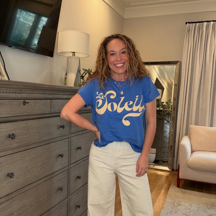 user image by @lesliekerriganstyle, Women's Short Sleeve Pullover Graphic T-Shirt - Universal Thread™