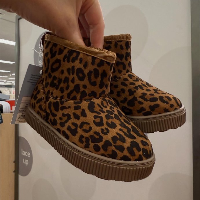 user image by @ministylewith.jules_, Toddler Arlo Booties - Cat & Jack™