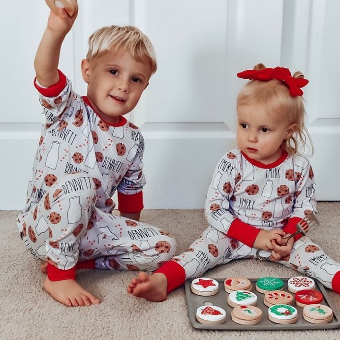 user image by @michellekouvelis, Melissa &#38; Doug Slice and Bake Wooden Christmas Cookie Play Food Set