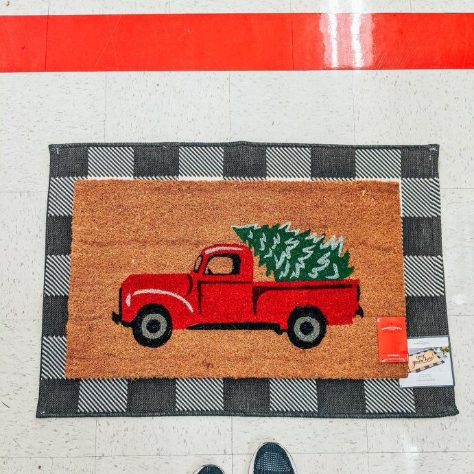 user image by @mrs.tuers, 2&#39;x3&#39; Washable Reversible Scatter Indoor/Outdoor Accent Rug Black/White - Threshold&#8482;: Check Pattern, Flat Pile, Machine Washable