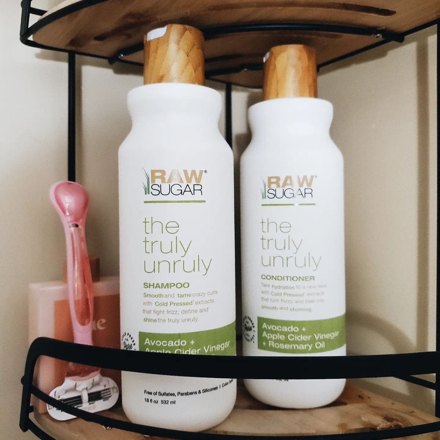 user image by @daizy.soul, Raw Sugar The Truly Unruly Shampoo - Avocado + Apple Cider Vinegar + Rosemary Oil - 18 fl oz