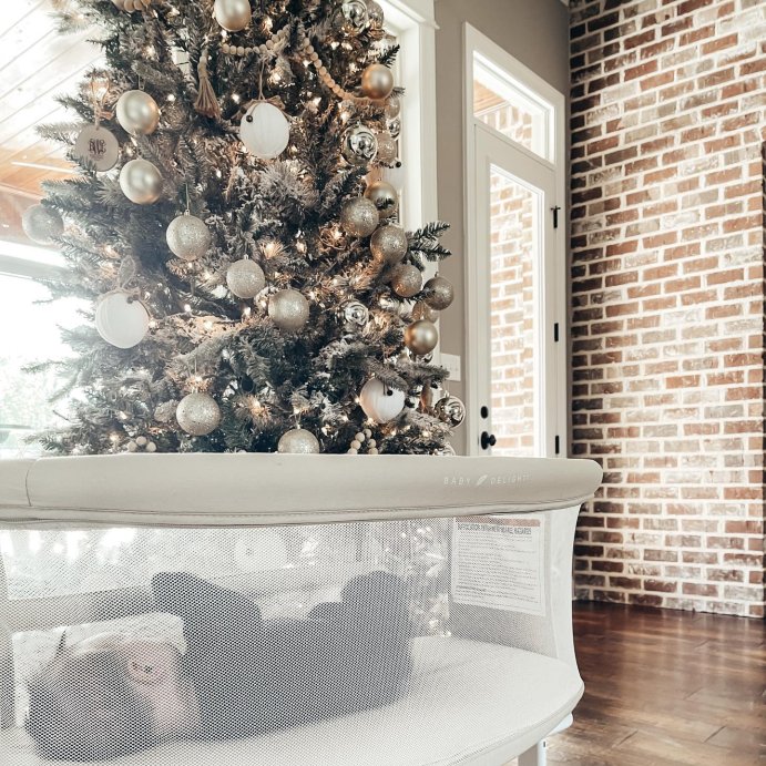 user image by @madelyn.wilkinson, Baby Delight Beside Me Wink Organic Bassinet &#38; Bedside Sleeper