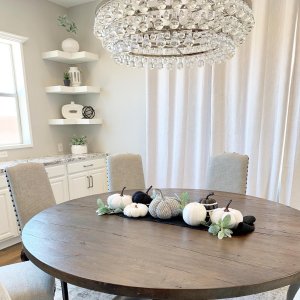 Banks Round Pedestal Extending Dining Table Pottery Barn