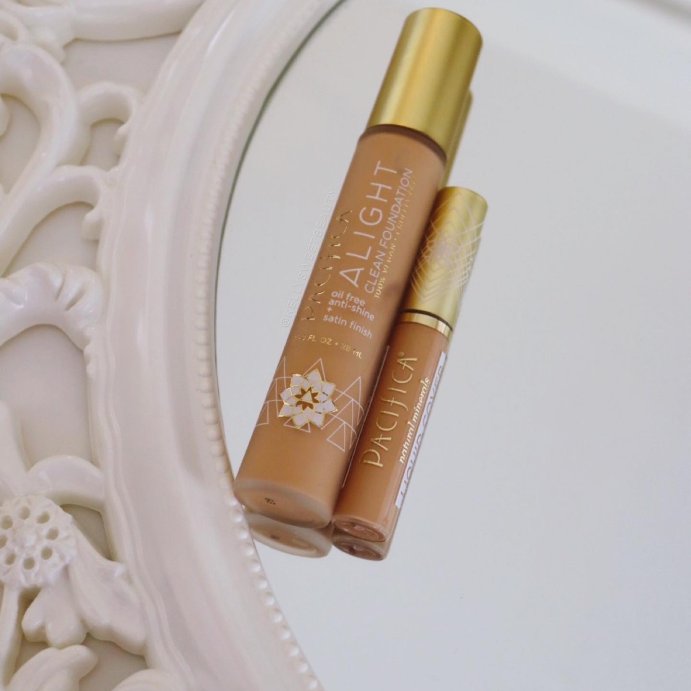 user image by @kellysweetbeauty, Pacifica Alight Clean Foundation - 0.9 fl oz