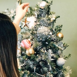 Hammered Metal Star Ornament