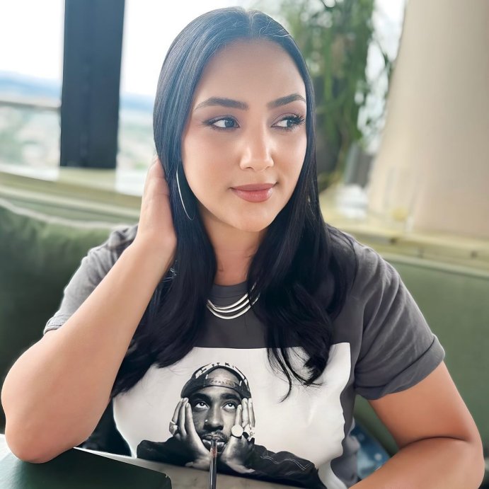 user image by @candygirlinla, Women's Tupac Short Sleeve Graphic T-Shirt - Black