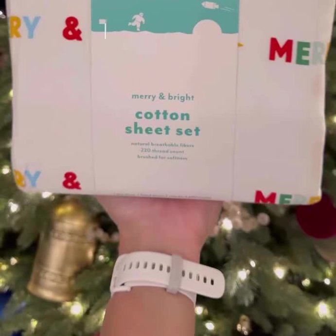 user image by @mainstreetbestie, Merry and Bright Kids' Cotton Sheet Set - Pillowfort™