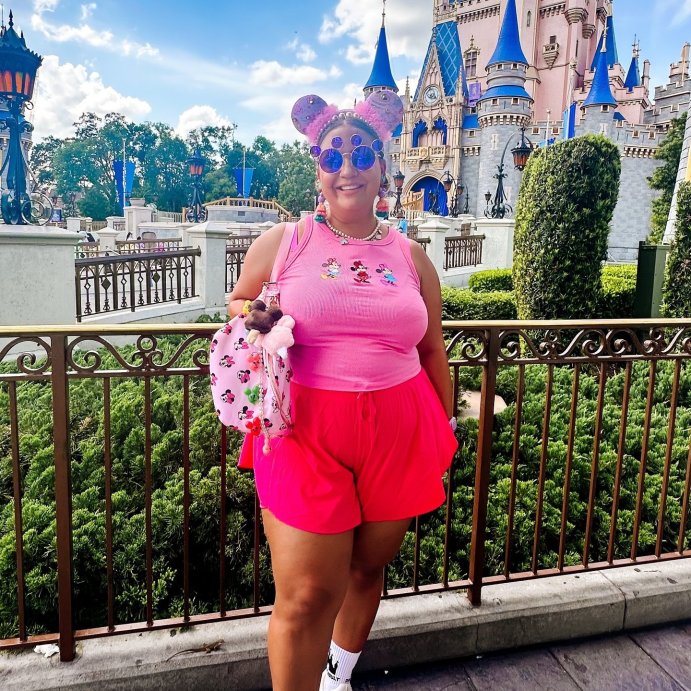 user image by @kimm_almeida, Women's Minnie Mouse Graphic Tank Top - Pink