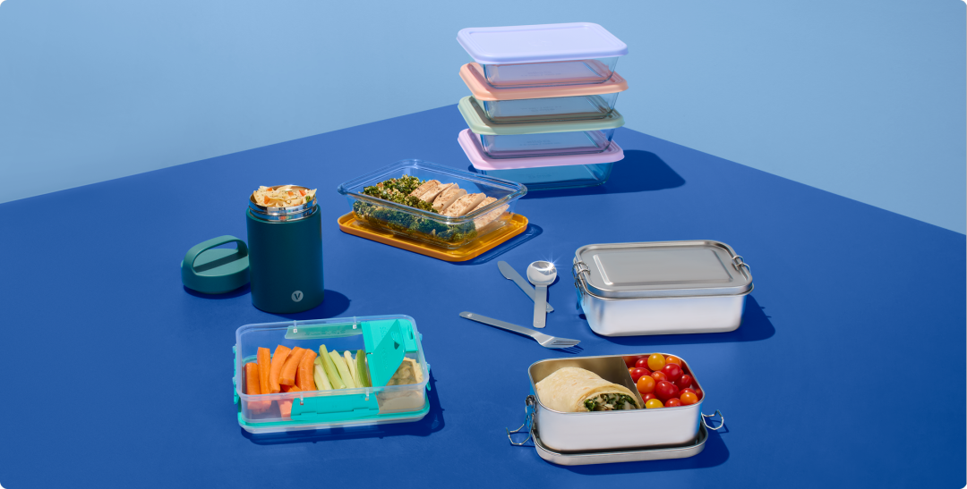 Shop Contenants pour aliments préparation de repas en verre ello Everyday avec couvercles à ajustement pressé, multicolore, paq. 10, Boîte bento en acier inoxydable à 1 compartiment et couvercle antifuite Vida par PADERNO, bleu, 1,3 L, Boîte bento en acier inoxydable à 3 compartiments , Contenant pour aliments en plastique Sistema Snack, Contenant à aliments, émeraude, Service de couverts en acier inoxydable CANVAS Lampton, paq. 20 and more