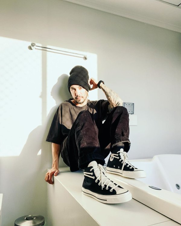 converse essential converse essential