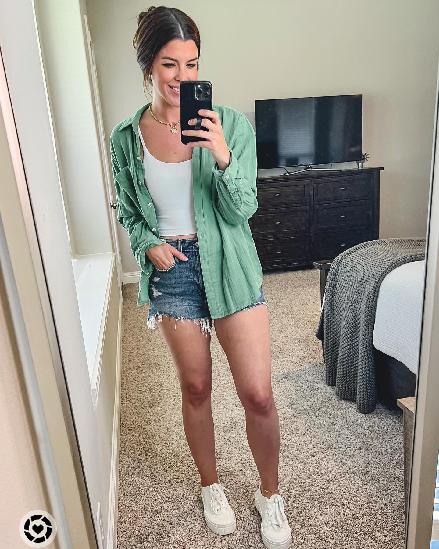 photo from @laurenrene02 image 9 of 12 slides