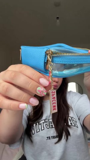 Sienna Wilcox&rsquo;s mediaimport video of Space NK Medium Travel Bag Poolside Blue