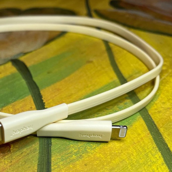 user image by @xenaiipoo, 3' Lightning to USB-A Flat Cable - heyday™