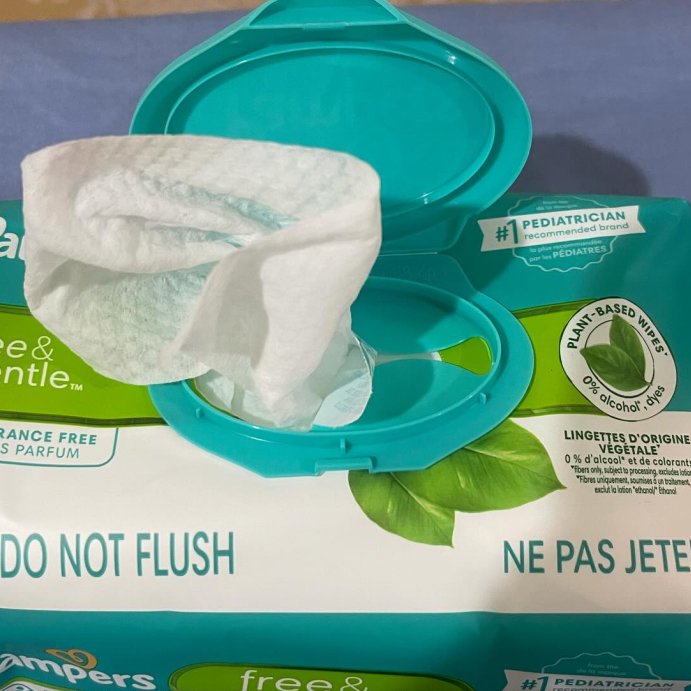user image by @kristina_kak_, Pampers Free & Gentle Baby Wipes