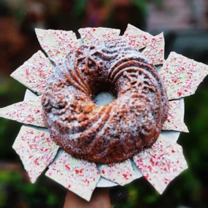 Nordic Ware Let It Snow Bundt Pan