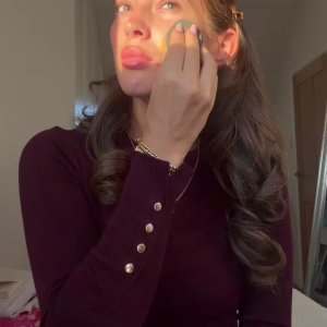 Lily Raindle s {1} {2} van {3}