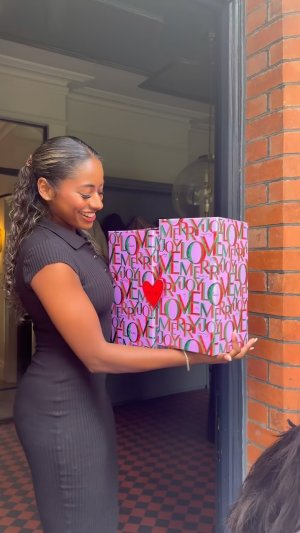 @spacenk’s instagram video of Space NK Beauty Advent Calendar