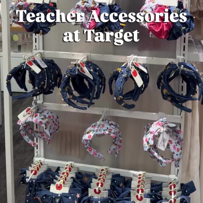 user image by @trendyfavefinds, Teacher Pencil Hair Bow Clip - Yellow