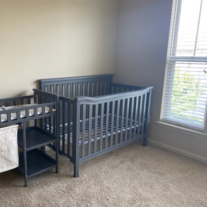 user image by Mariah E., Sorelle Palisades Room in a Box Standard Full-Sized Crib