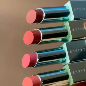 @spacenks {1} {2} av {3}