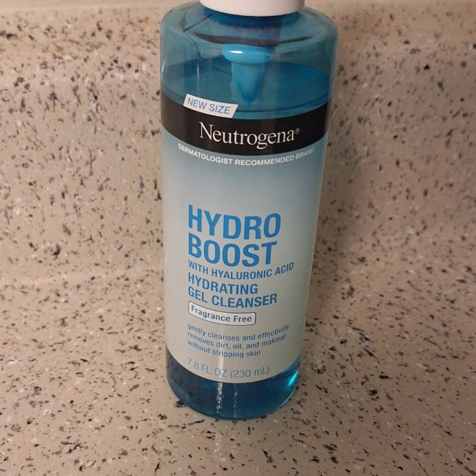 user image by @princezzproductreviews, Neutrogena Hydro Boost Fragrance Free Hydrating Cleansing Gel